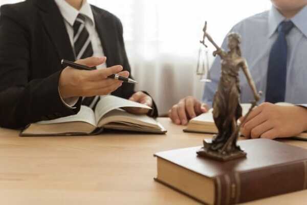 Tìm hiểu thuật ngữ luật sư bào chữa Tìm hiểu thuật ngữ luật sư bào chữa