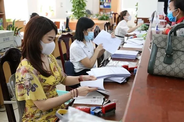 Viên chức không được thành lập doanh nghiệp Viên chức không được thành lập doanh nghiệp.